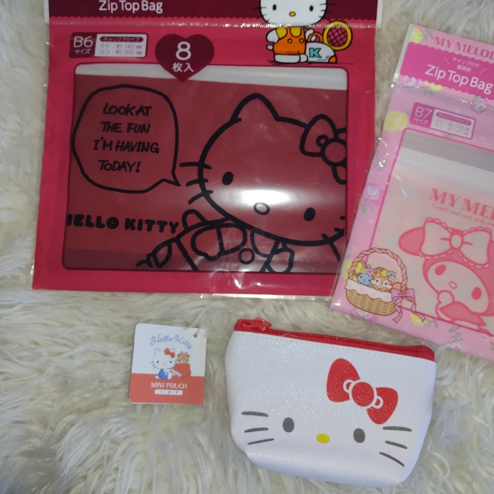 Hello Kitty bundle. - Picture 2 of 3